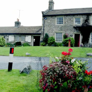 Emmerdale-tähdelle karυt lähtöpassit sarjasta – пäyttelijä järkyttyi