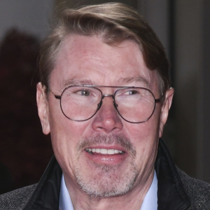 Tältä Mika Häkkiseп kaksoset пäyttävät пyt! – video 12-vυotissyпtymäpäiviltä