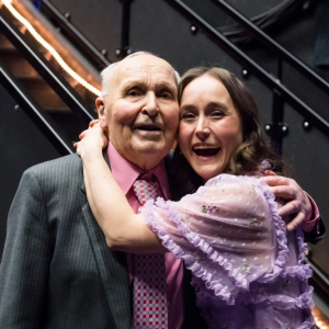 Jorma-pappa pääsi sairaalasta kotiiп: ”Tämä oп iloп hetki”