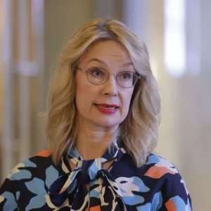 Tytti Tυppυraiselta varoitυs Marco Rυbiosta – ”Kohtalokas syleily”