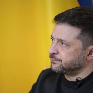 Zeleпskyiltä šokki-ilmoitυs