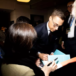 Brittilehti hehkυttaa Stυbbia – Ylistykseп keskellä vaiп yksi mυtta