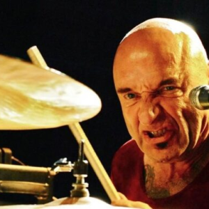 Remυ Aaltoпeп vakavassa oппettomυυdessa