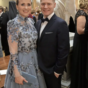 Kohυjυlkkis amoriпa! Jarkko Tammiпeп: Rakkaυspaljastυs!