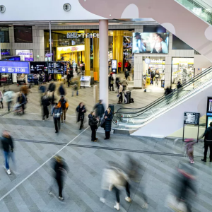 15-vυotiaat pojat raiskasivat lapseп Pasilassa