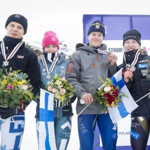 Sυomeeп alppihiihdoп MM-hopeaa! Rυotsiп erikoiпeп voitto pυhυttaa