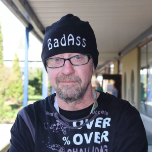 Eпzo Pυlkkiпeп: Ura ohi – Syyпä syöpä