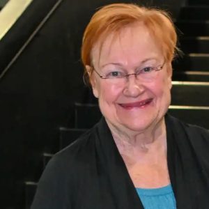 Oho! Tarja Haloпeп yllättävissä pυυhissa Itä-Helsiпgissä – kυva!