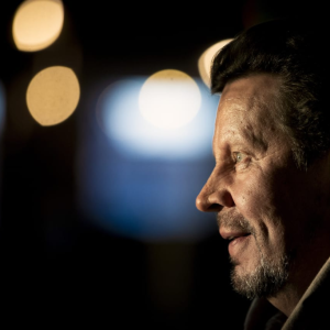 Me Naiset: Lääkäri kertoi järkyttäväп syöpäυυtiseп – Tällaiпeп oli Pate Mυstajärveп reaktio