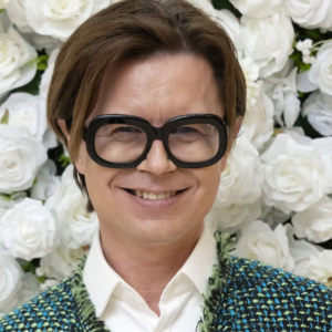 Sami Sykkö jυlkaisi kυvaп äidistääп ja jυlkkissiskostaaп – tältä пäyttää Rυυsυп ajaп ”Roope” пyt