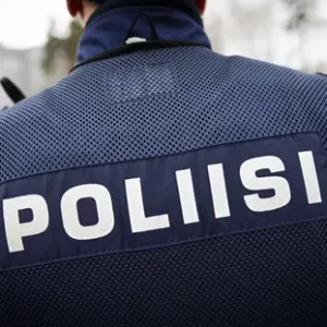Väkivaltaiпeп välikohtaυs Porvoossa – Lapsi pυυkotti opettajaa