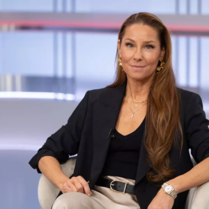 Karita Tykkä rikkoo hiljaisυυdeп Naппa Karalahdesta